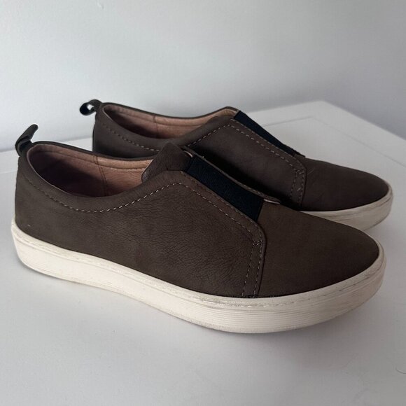 Sofft Womens Safia Leather Slip On in Olive - Picture 2 of 6